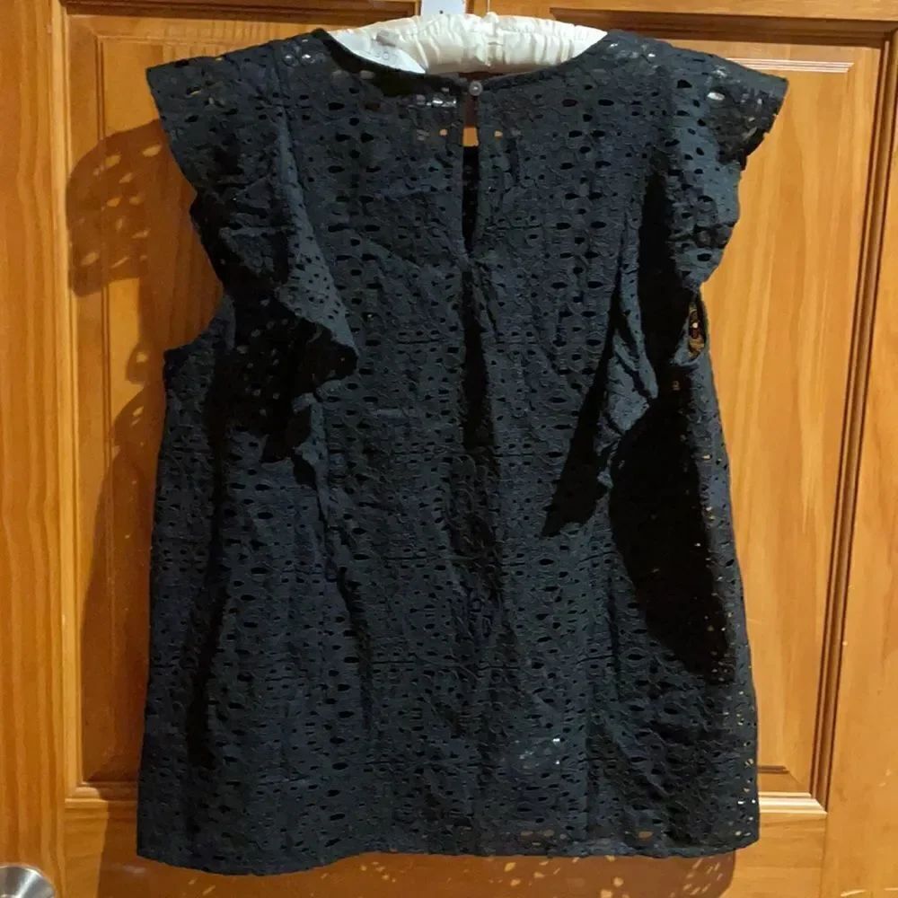 NWT Loft Black Peep Hole Sleeveless Top
